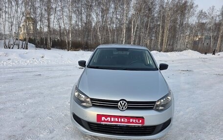 Volkswagen Polo VI (EU Market), 2013 год, 950 000 рублей, 4 фотография