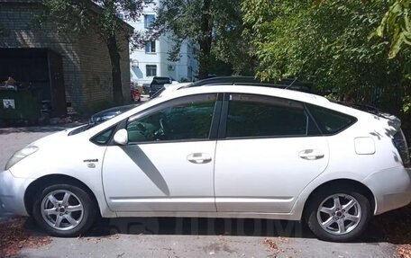 Toyota Prius, 2011 год, 550 000 рублей, 7 фотография