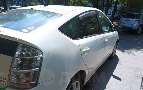 Toyota Prius, 2011 год, 550 000 рублей, 5 фотография