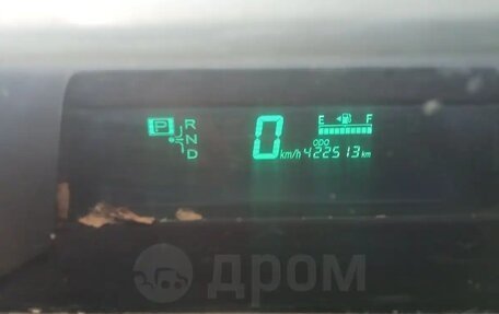 Toyota Prius, 2011 год, 550 000 рублей, 10 фотография