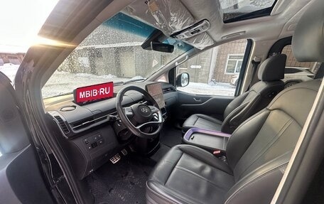 Hyundai Staria, 2023 год, 6 500 000 рублей, 11 фотография