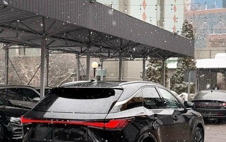 Lexus RX IV рестайлинг, 2024 год, 6 950 000 рублей, 4 фотография