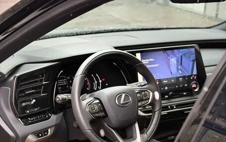 Lexus RX IV рестайлинг, 2024 год, 6 950 000 рублей, 10 фотография