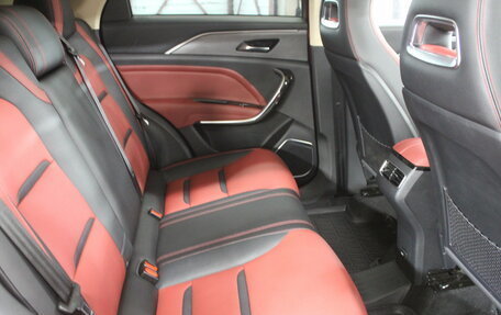 FAW Bestune T77, 2022 год, 1 696 000 рублей, 12 фотография