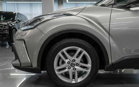 Toyota C-HR I рестайлинг, 2021 год, 2 780 000 рублей, 19 фотография