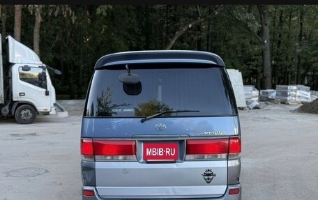 Toyota Regius, 1997 год, 750 000 рублей, 4 фотография