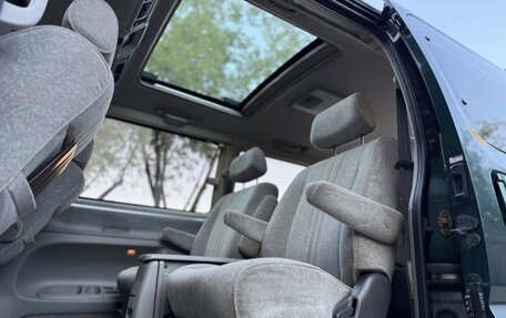 Toyota Regius, 1997 год, 750 000 рублей, 23 фотография