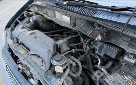 Toyota Regius, 1997 год, 750 000 рублей, 22 фотография