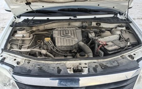 Renault Logan I, 2013 год, 580 000 рублей, 6 фотография