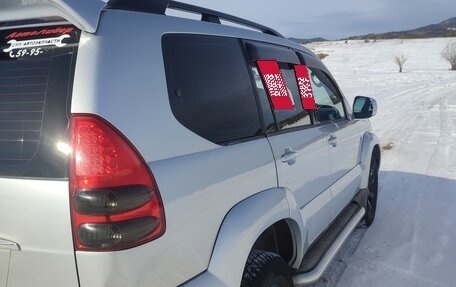 Toyota Land Cruiser Prado 120 рестайлинг, 2004 год, 2 000 000 рублей, 4 фотография