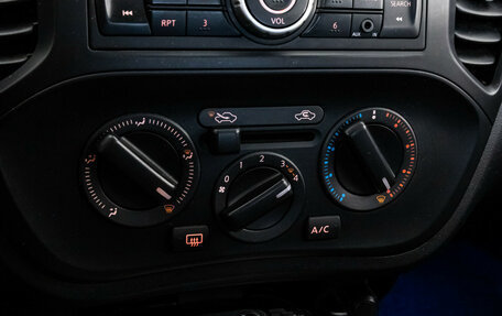 Nissan Juke II, 2012 год, 999 000 рублей, 13 фотография