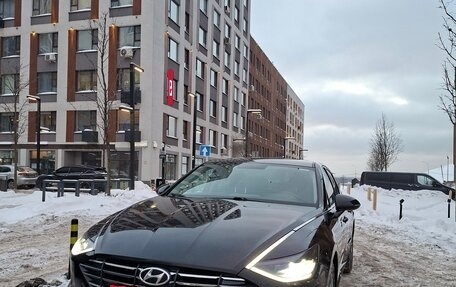 Hyundai Sonata VIII, 2020 год, 1 860 000 рублей, 2 фотография