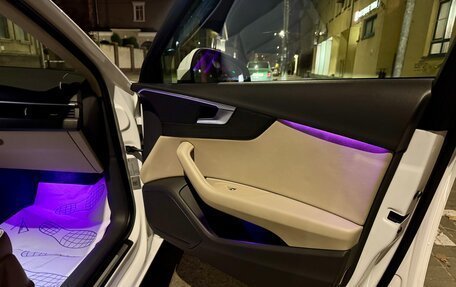 Audi A4, 2018 год, 2 550 000 рублей, 6 фотография