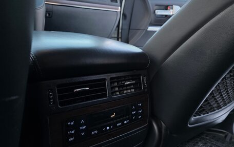 Toyota Land Cruiser 200, 2016 год, 4 950 000 рублей, 21 фотография