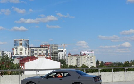 Dodge Challenger III рестайлинг 2, 2017 год, 3 600 000 рублей, 13 фотография