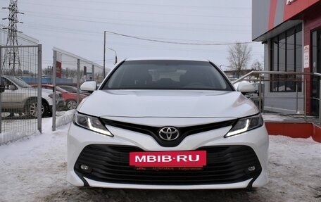 Toyota Camry, 2020 год, 2 299 000 рублей, 2 фотография