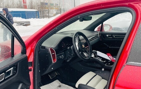 Porsche Cayenne III, 2022 год, 15 000 000 рублей, 12 фотография