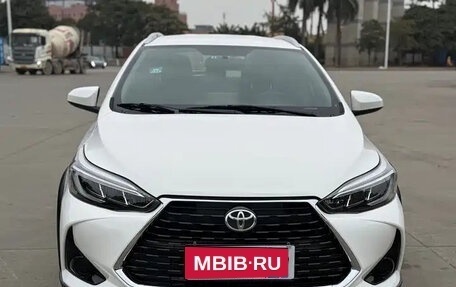 Toyota Yaris XP150 рестайлинг, 2022 год, 1 057 000 рублей, 1 фотография