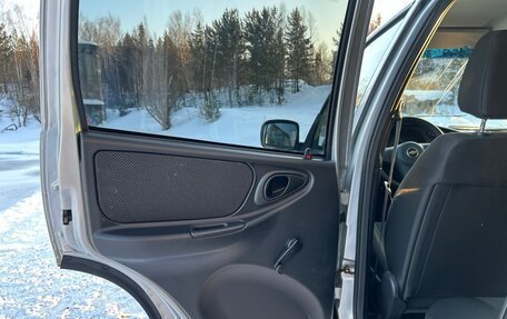 Chevrolet Niva I рестайлинг, 2017 год, 740 000 рублей, 16 фотография