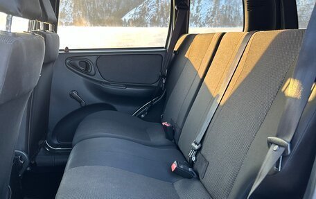 Chevrolet Niva I рестайлинг, 2017 год, 740 000 рублей, 15 фотография