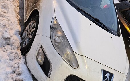 Peugeot 308 II, 2011 год, 299 999 рублей, 3 фотография