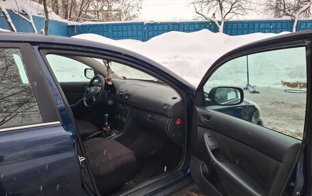 Toyota Avensis III рестайлинг, 2007 год, 800 000 рублей, 5 фотография