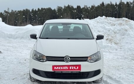 Volkswagen Polo VI (EU Market), 2013 год, 730 000 рублей, 2 фотография