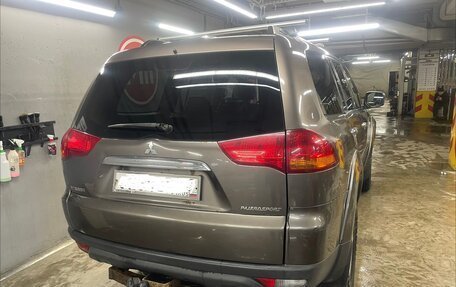 Mitsubishi Pajero Sport II рестайлинг, 2012 год, 1 300 000 рублей, 4 фотография
