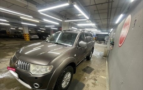 Mitsubishi Pajero Sport II рестайлинг, 2012 год, 1 300 000 рублей, 2 фотография