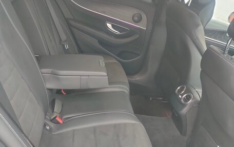 Mercedes-Benz E-Класс, 2019 год, 4 950 000 рублей, 11 фотография