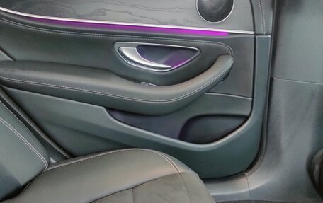 Mercedes-Benz E-Класс, 2019 год, 4 950 000 рублей, 13 фотография