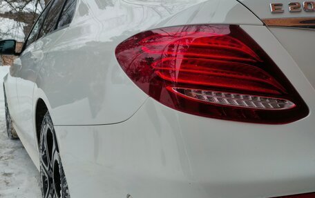 Mercedes-Benz E-Класс, 2019 год, 4 950 000 рублей, 5 фотография