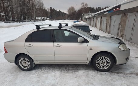 Toyota Corolla, 2005 год, 690 000 рублей, 3 фотография