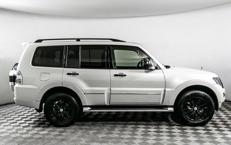 Mitsubishi Pajero IV, 2019 год, 4 470 000 рублей, 4 фотография