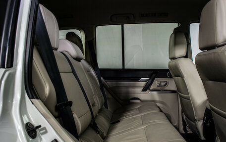 Mitsubishi Pajero IV, 2019 год, 4 470 000 рублей, 9 фотография