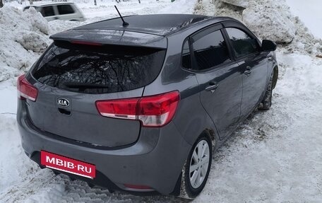 KIA Rio III рестайлинг, 2016 год, 950 000 рублей, 2 фотография