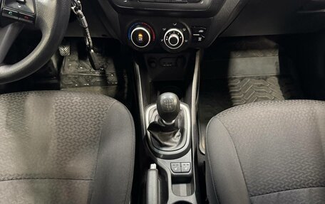 KIA Rio III рестайлинг, 2012 год, 890 000 рублей, 13 фотография