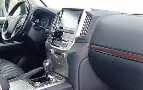 Toyota Land Cruiser 200, 2020 год, 8 500 000 рублей, 10 фотография