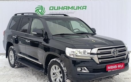 Toyota Land Cruiser 200, 2020 год, 8 500 000 рублей, 3 фотография