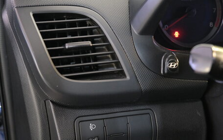 Hyundai Solaris II рестайлинг, 2015 год, 999 000 рублей, 10 фотография