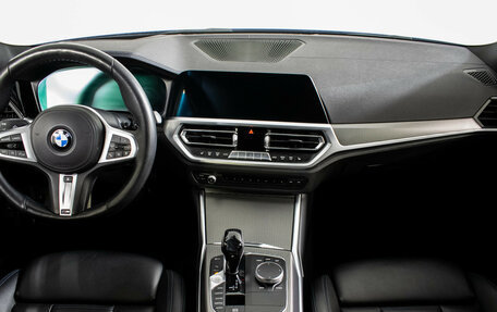 BMW 3 серия, 2018 год, 3 400 000 рублей, 11 фотография