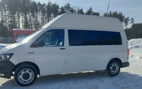 Volkswagen Transporter T6 рестайлинг, 2018 год, 3 100 000 рублей, 1 фотография