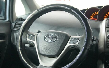 Toyota Verso I, 2009 год, 740 000 рублей, 16 фотография