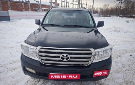 Toyota Land Cruiser 200, 2008 год, 2 275 000 рублей, 2 фотография