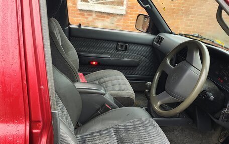 Toyota Hilux Surf III рестайлинг, 1993 год, 780 000 рублей, 6 фотография