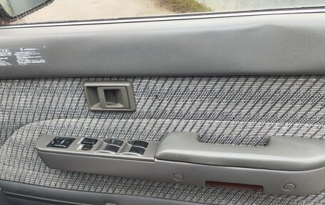 Toyota Hilux Surf III рестайлинг, 1993 год, 780 000 рублей, 11 фотография