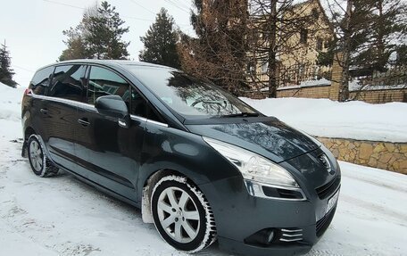 Peugeot 5008 I рестайлинг, 2010 год, 659 500 рублей, 2 фотография