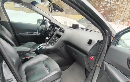 Peugeot 5008 I рестайлинг, 2010 год, 659 500 рублей, 12 фотография