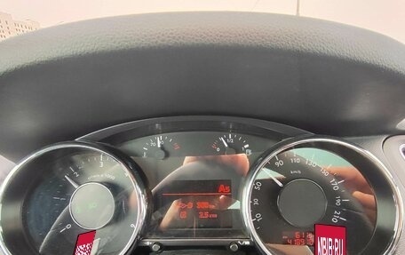 Peugeot 5008 I рестайлинг, 2010 год, 659 500 рублей, 17 фотография