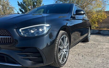 Mercedes-Benz E-Класс, 2021 год, 4 100 000 рублей, 3 фотография